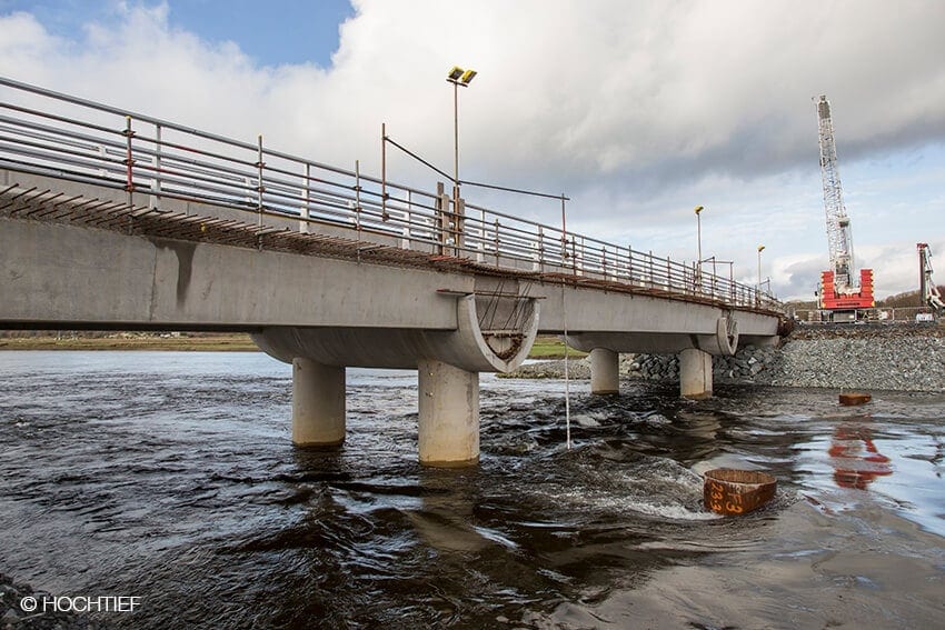 Pont Briwer Road and Rail Bridge | HOCHTIEF